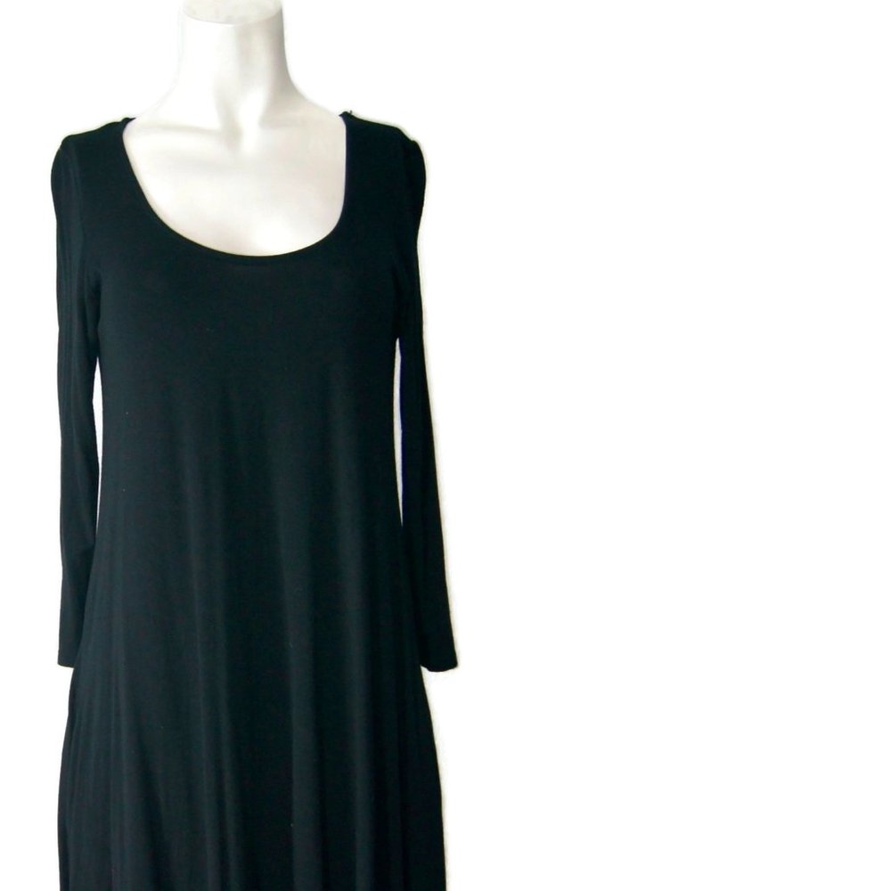 LuLus Swing Dress Black Size Medium POCKETS 3/4 SLEEVE STYLE